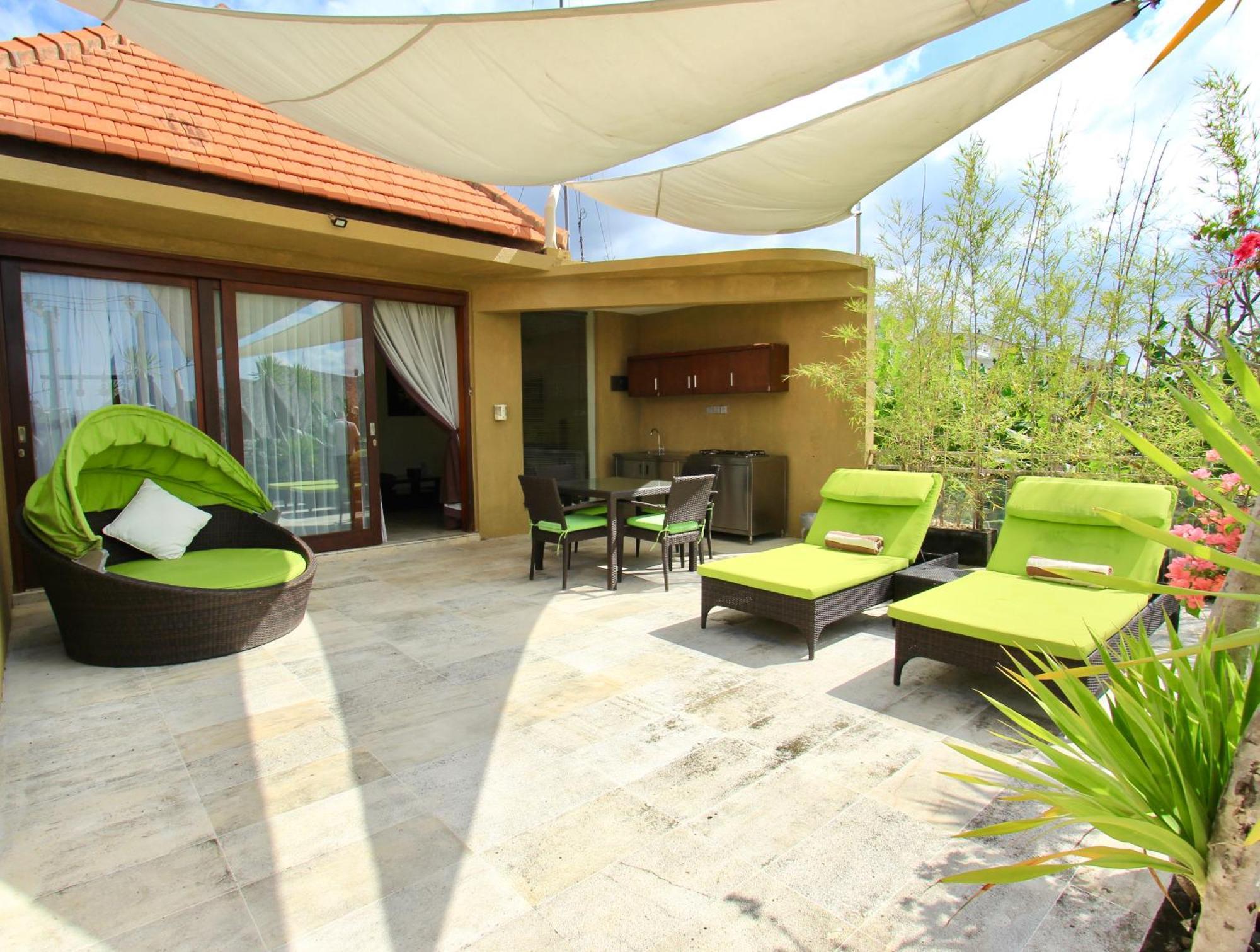 O Villas Seminyak Экстерьер фото